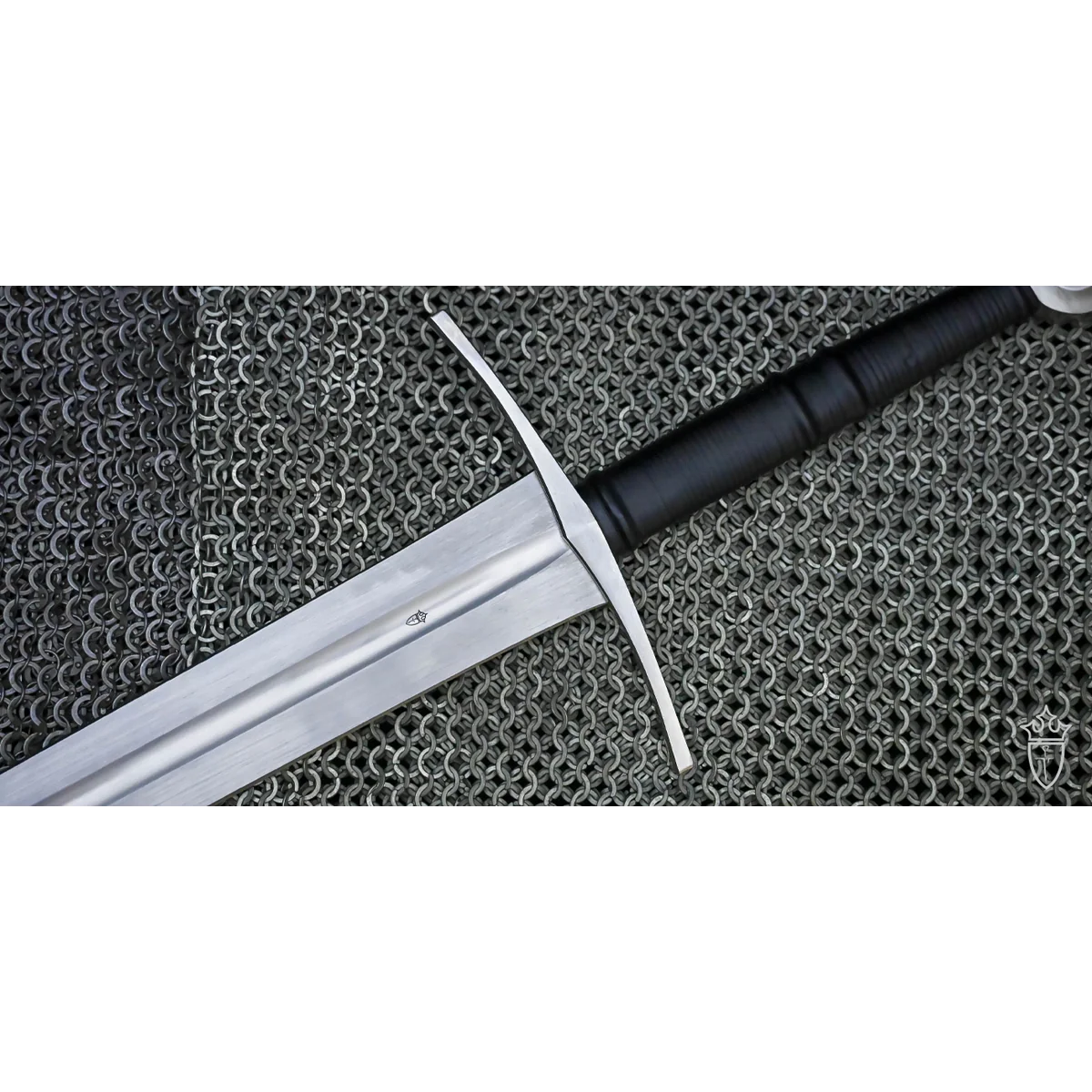 Atrim Design Type XIIIa War Sword - Image 4