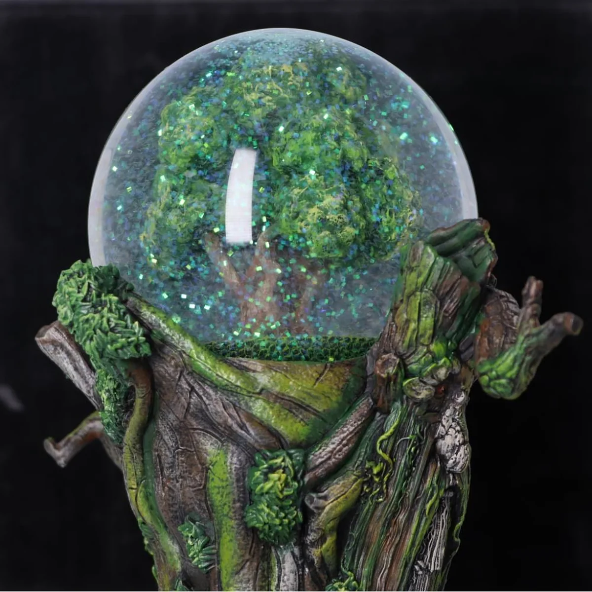 Officially Licensed Lord of the Rings Middle Earth Treebeard Snow Globe - Image 6