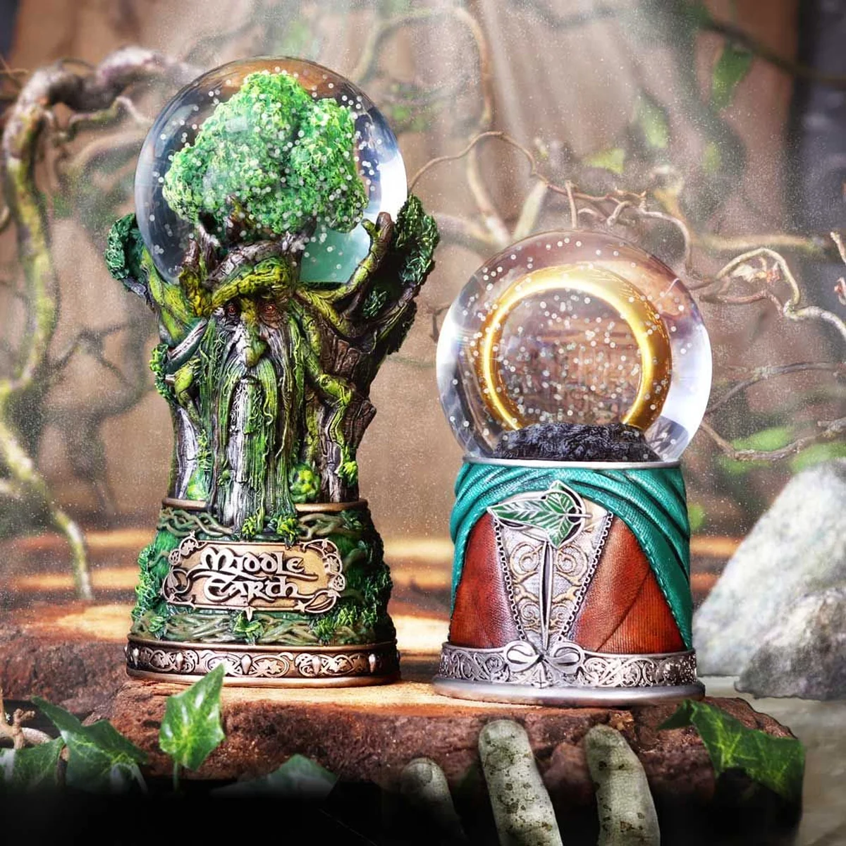 Officially Licensed Lord of the Rings Middle Earth Treebeard Snow Globe - Image 10