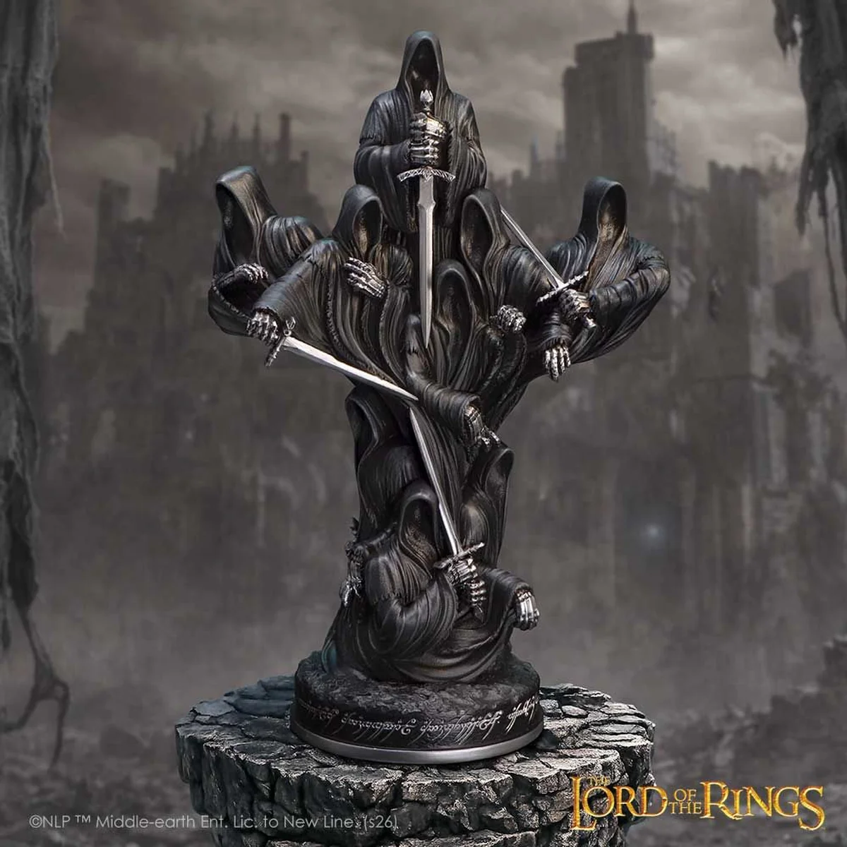 The Lord of the Rings Ringwraiths of Middle-earth 34.7cm - Image 7
