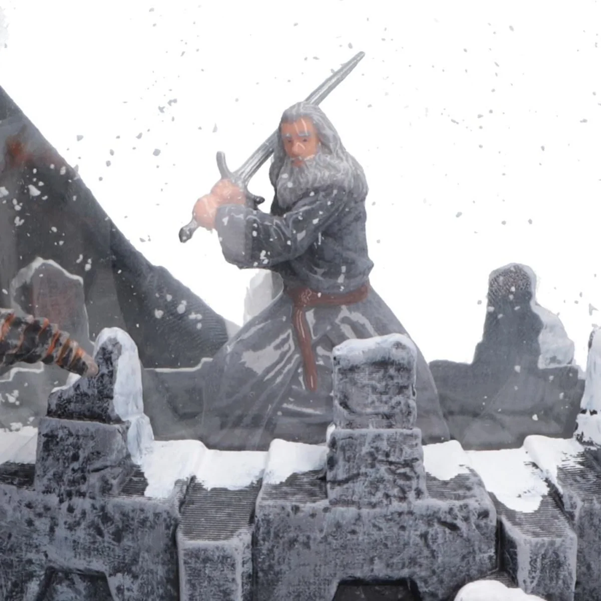 Lord of the Rings Battle of the Peak Snow Globe - Image 5